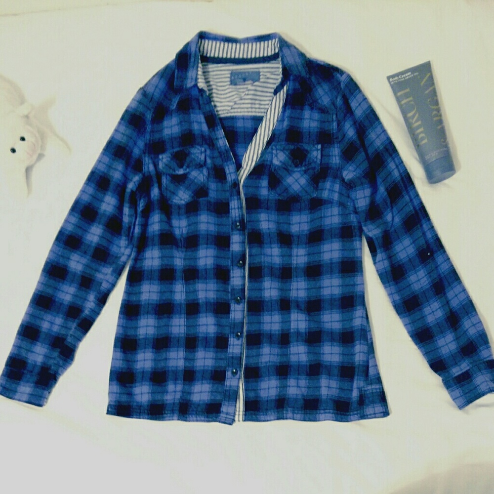📦 SOLD 26 International Blue Black Flannel Shirt - Picture 1 of 6